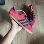 Adidas London - 43 1/3 (Used)