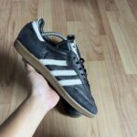 Adidas Samba Classic - 44 2/3 (Used)