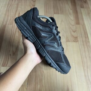 NB 460 V2 Triple Black - 43 (Used)