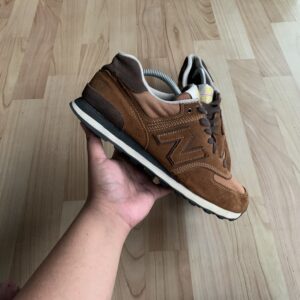 NB 574 - 43 (Used) brown